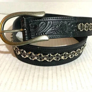Free people black leather belt with silver tone hardware & trim size SM